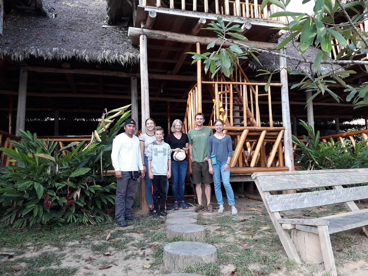 Tres Chimbadas Lake Lodge Tambopata 外观 照片